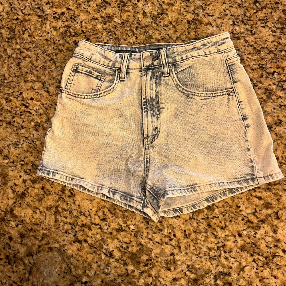 Wild Fable Mom Shorts Size 2!